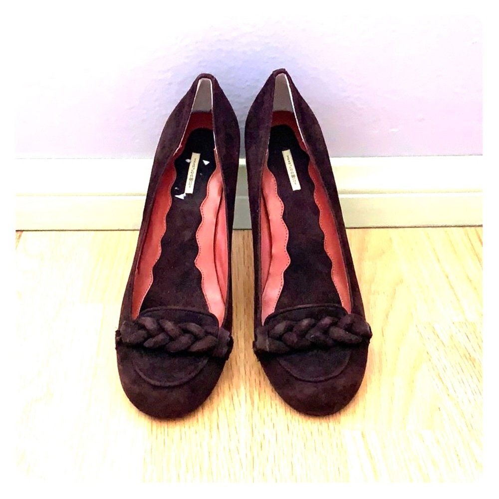 Max Studio suede pump block heel📍FIRM📍